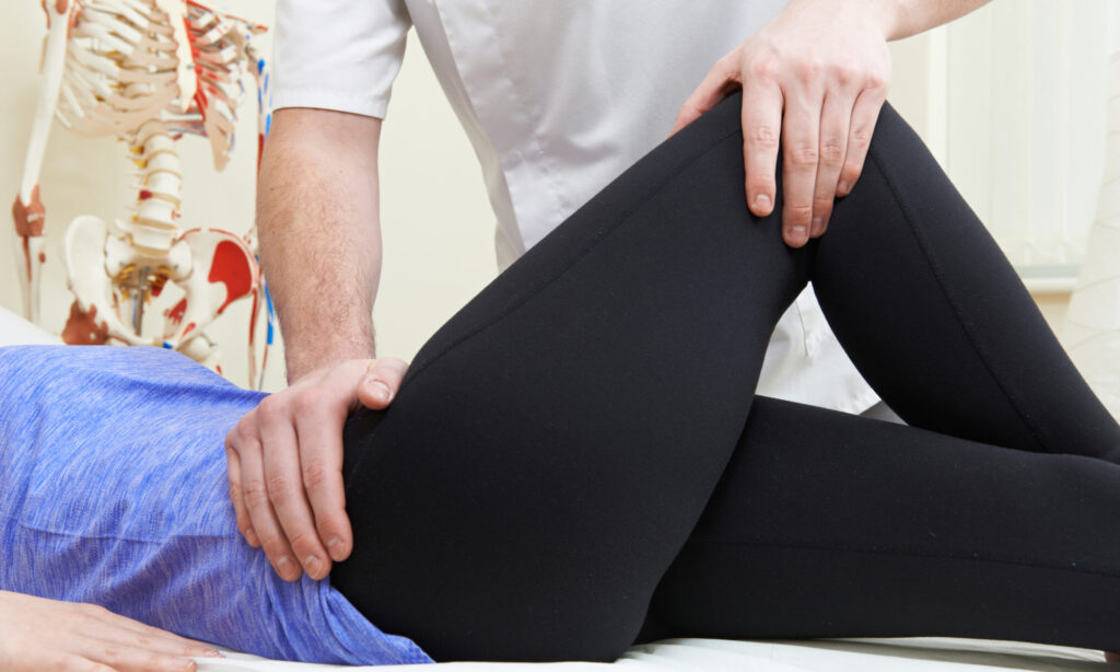 Hips causing knee pain 2000x1200 1